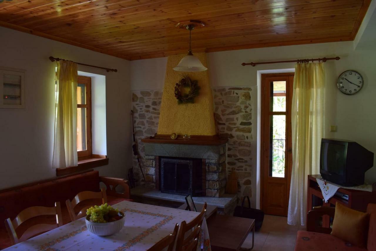 Holiday Home Dionysis Chorefton Dış mekan fotoğraf